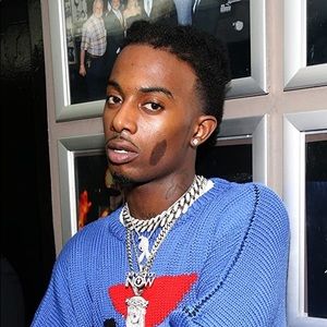 Meet your Posher, Max